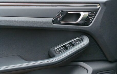 Porsche Macan I рестайлинг, 2023 год, 7 750 000 рублей, 18 фотография