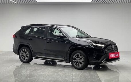 Toyota RAV4, 2025 год, 4 000 000 рублей, 3 фотография