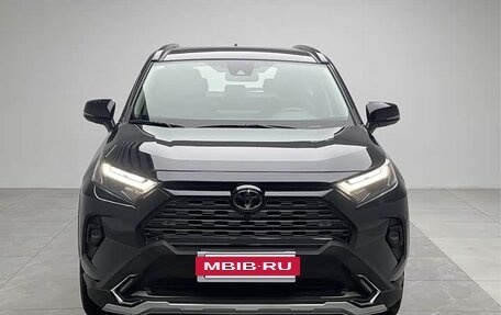 Toyota RAV4, 2025 год, 4 000 000 рублей, 2 фотография