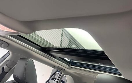 Toyota RAV4, 2025 год, 4 000 000 рублей, 17 фотография