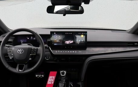 Toyota Camry, 2025 год, 4 949 000 рублей, 14 фотография