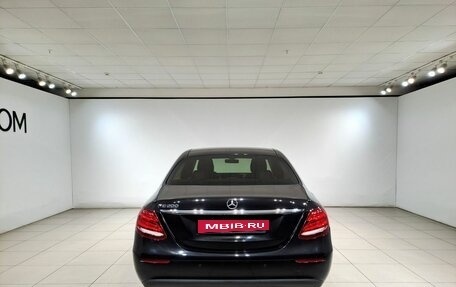 Mercedes-Benz E-Класс, 2018 год, 1 849 000 рублей, 6 фотография