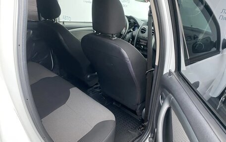 Renault Duster I рестайлинг, 2016 год, 870 000 рублей, 12 фотография