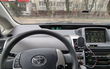 Toyota Prius, 2005 год, 470 000 рублей, 7 фотография