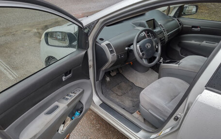 Toyota Prius, 2005 год, 470 000 рублей, 6 фотография