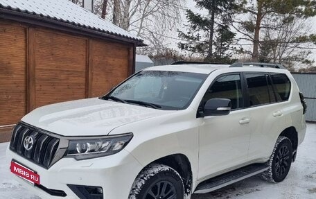 Toyota Land Cruiser Prado 150 рестайлинг 2, 2021 год, 6 180 000 рублей, 5 фотография