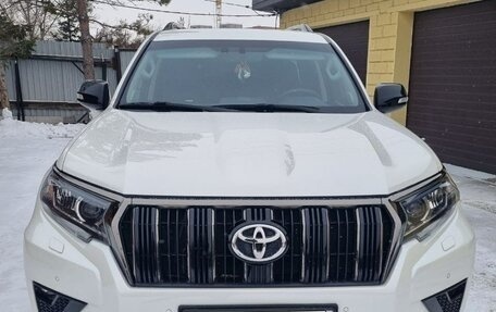 Toyota Land Cruiser Prado 150 рестайлинг 2, 2021 год, 6 180 000 рублей, 8 фотография