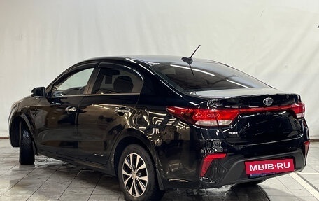 KIA Rio IV, 2018 год, 1 320 000 рублей, 6 фотография