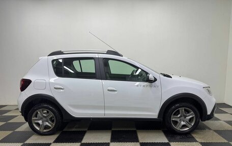 Renault Sandero II рестайлинг, 2019 год, 1 450 000 рублей, 4 фотография