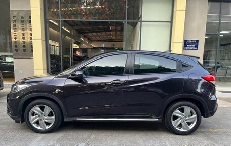 Honda Vezel, 2021 год, 1 489 000 рублей, 3 фотография