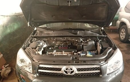 Toyota RAV4, 2007 год, 1 050 000 рублей, 8 фотография