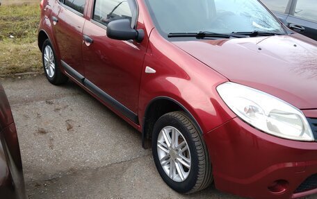 Renault Sandero I, 2011 год, 547 000 рублей, 2 фотография