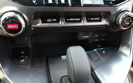 Lexus LX, 2025 год, 20 000 000 рублей, 11 фотография