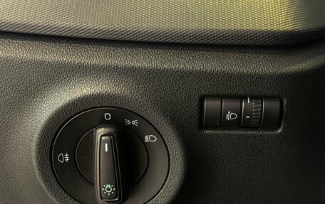 Skoda Rapid II, 2021 год, 1 935 000 рублей, 12 фотография