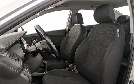 KIA Rio III рестайлинг, 2013 год, 990 000 рублей, 20 фотография