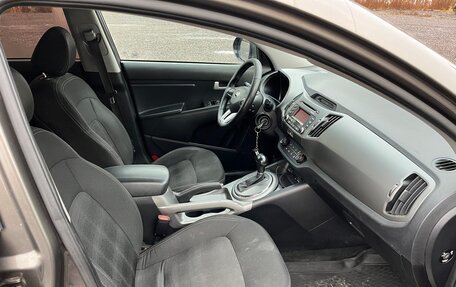 KIA Sportage III, 2015 год, 900 000 рублей, 10 фотография