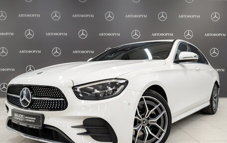 Mercedes-Benz E-Класс, 2021 год, 4 450 000 рублей, 1 фотография