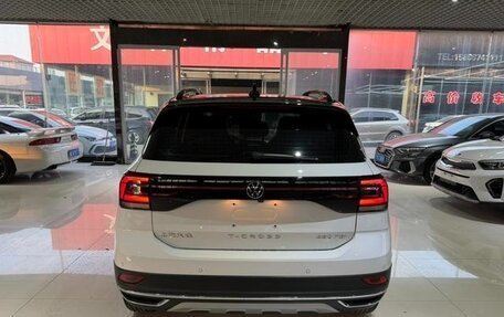 Volkswagen T-Cross I, 2022 год, 1 250 000 рублей, 5 фотография