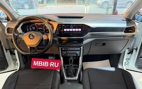 Volkswagen T-Cross I, 2022 год, 1 250 000 рублей, 7 фотография