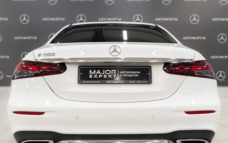 Mercedes-Benz E-Класс, 2021 год, 4 450 000 рублей, 6 фотография