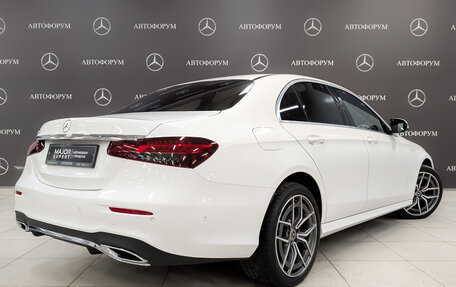 Mercedes-Benz E-Класс, 2021 год, 4 450 000 рублей, 5 фотография