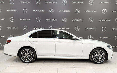 Mercedes-Benz E-Класс, 2021 год, 4 450 000 рублей, 4 фотография