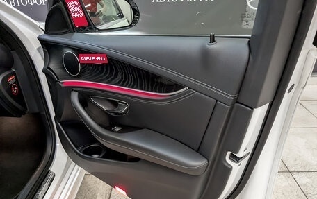 Mercedes-Benz E-Класс, 2021 год, 4 450 000 рублей, 23 фотография