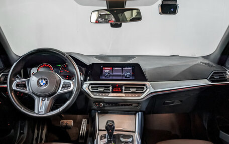 BMW 3 серия, 2020 год, 3 900 000 рублей, 14 фотография