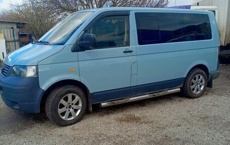 Volkswagen Caravelle T5, 2007 год, 1 950 000 рублей, 2 фотография