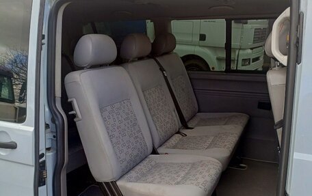 Volkswagen Caravelle T5, 2007 год, 1 950 000 рублей, 5 фотография