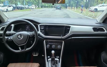 Volkswagen T-Roc I, 2022 год, 1 430 000 рублей, 6 фотография