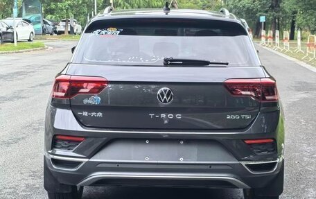 Volkswagen T-Roc I, 2022 год, 1 430 000 рублей, 4 фотография