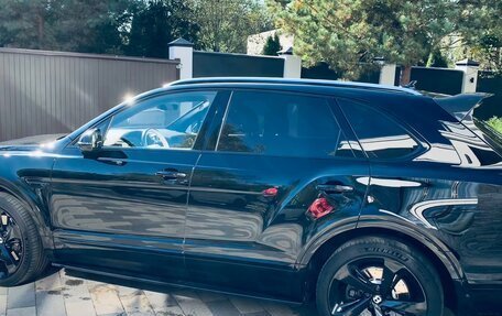 Bentley Bentayga I, 2018 год, 9 300 000 рублей, 5 фотография