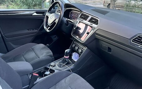 Volkswagen Tiguan II, 2020 год, 3 124 600 рублей, 7 фотография