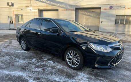 Toyota Camry, 2017 год, 2 250 000 рублей, 3 фотография