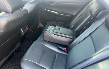 Toyota Camry, 2017 год, 2 250 000 рублей, 9 фотография