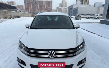Volkswagen Tiguan I, 2012 год, 1 599 999 рублей, 8 фотография