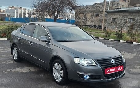 Volkswagen Passat B6, 2008 год, 650 000 рублей, 2 фотография