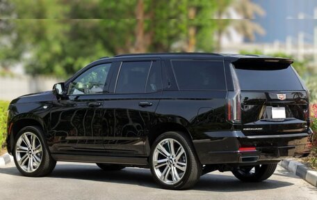 Cadillac Escalade V, 2025 год, 24 990 000 рублей, 3 фотография
