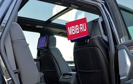 Cadillac Escalade V, 2025 год, 24 990 000 рублей, 10 фотография