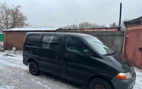 Toyota HiAce H100, 1998 год, 240 000 рублей, 2 фотография