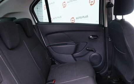 Renault Logan II, 2018 год, 999 000 рублей, 13 фотография