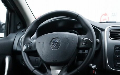 Renault Logan II, 2018 год, 999 000 рублей, 10 фотография