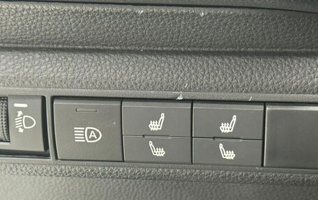 Toyota Corolla, 2022 год, 1 590 000 рублей, 13 фотография