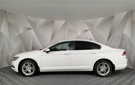 Volkswagen Passat B8 рестайлинг, 2017 год, 1 595 000 рублей, 3 фотография