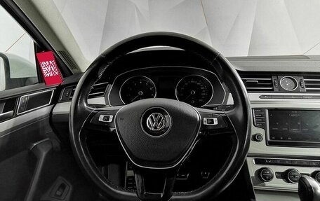 Volkswagen Passat B8 рестайлинг, 2017 год, 1 595 000 рублей, 15 фотография