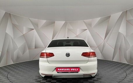 Volkswagen Passat B8 рестайлинг, 2017 год, 1 595 000 рублей, 6 фотография