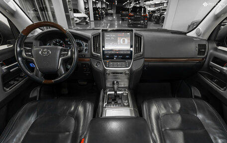 Toyota Land Cruiser 200, 2015 год, 5 050 000 рублей, 8 фотография