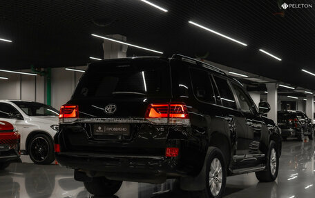 Toyota Land Cruiser 200, 2015 год, 5 050 000 рублей, 5 фотография