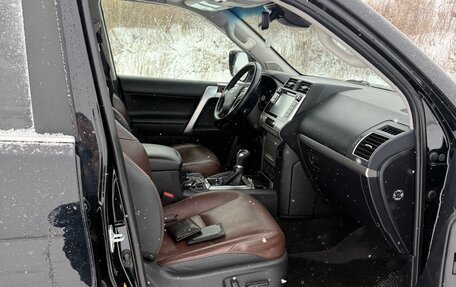 Toyota Land Cruiser Prado 150 рестайлинг 2, 2018 год, 5 500 000 рублей, 5 фотография